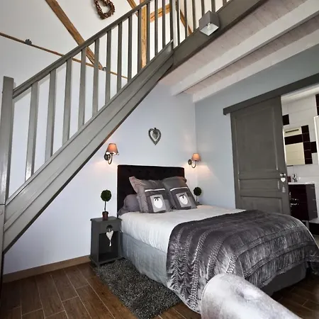 Couette-café La Haute Muraille 3*